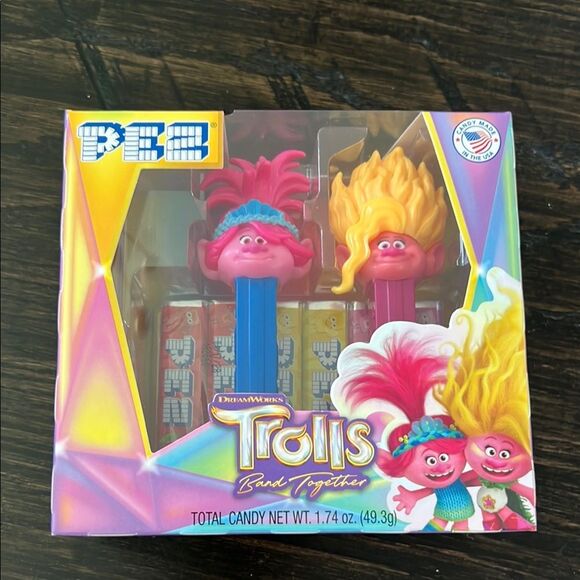 PEZ Trolls Band Together Gift Set Candy Dispensers NIB - Picture 1 of 3